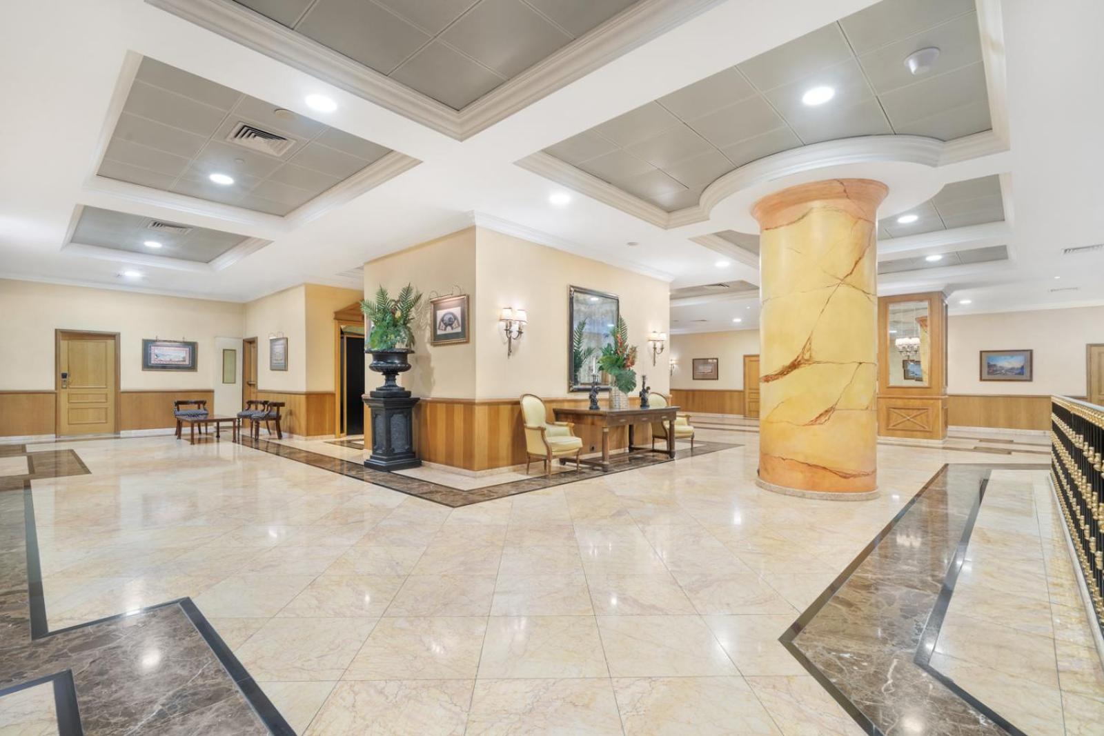 Отель Dom Pedro Lisboa Экстерьер фото Lobby