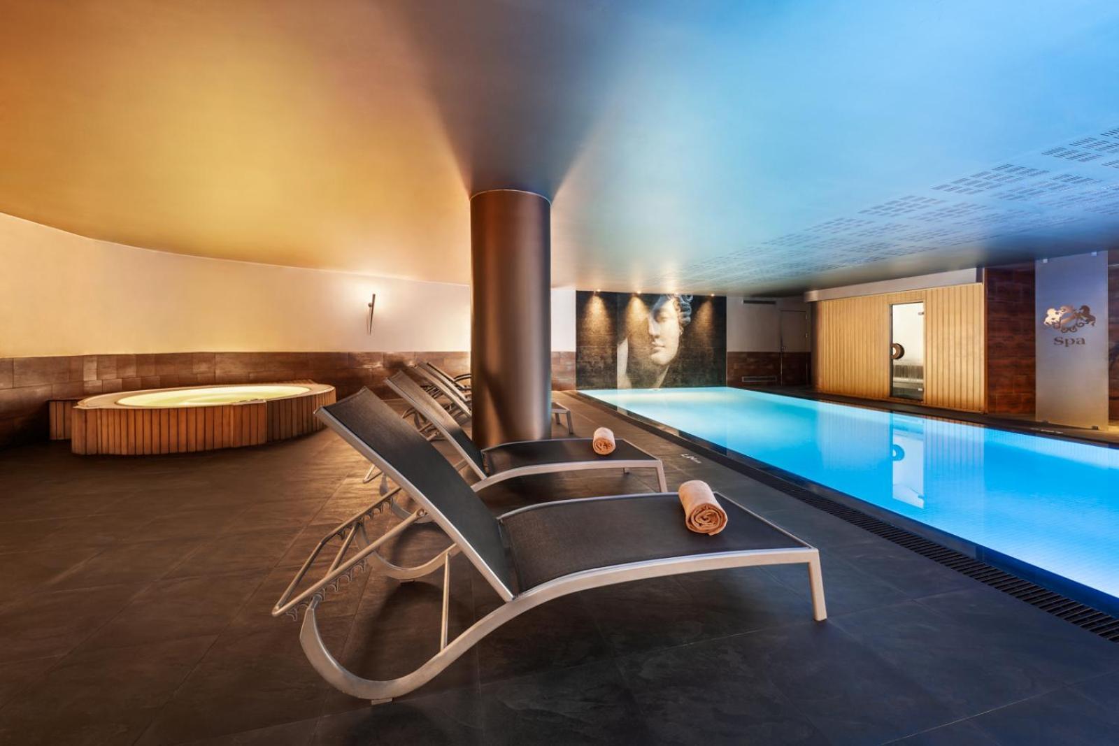 Отель Dom Pedro Lisboa Экстерьер фото The spa at the Hotel de la Ville
